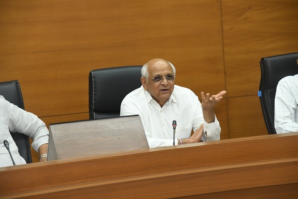 Global situation calls for lower fertiliser use and natural farming: Gujarat Chief Minister
